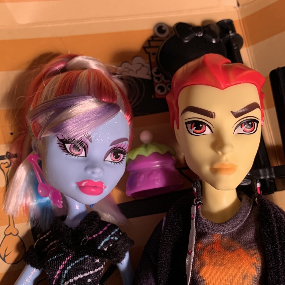 Abby Bominable and Heath Burns Mattel 2008